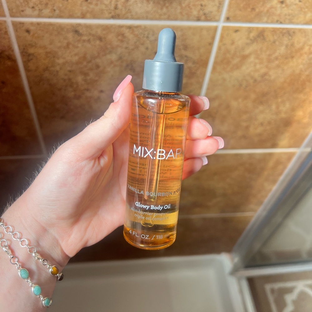 MIX:BAR Glowy Body Oil - Vanilla Bourbon